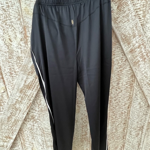 Rhône Men’s Black Athletic Track Pants size Medium - New With Tags - Picture 3 of 8